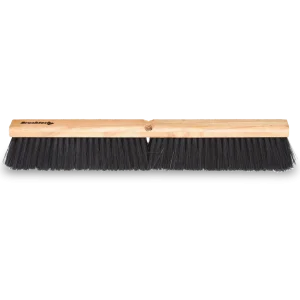Cepillo de Polipropileno Industrial DEQ de 36 pulgadas (91.4 cm) con base de madera, cerdas grises y marrones, diseñado para barrer polvos finos y medios en pisos de concreto industrial.