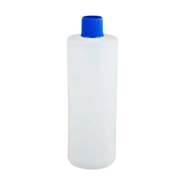 Un envase cilíndrico de 16 onzas (473 ml) translúcido con una tapa rosca azul de 28mm, ideal para el envasado de productos de limpieza, químicos o industriales, presentado en un empaque de 128 unidades.