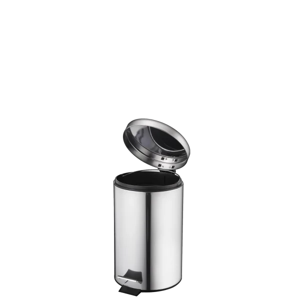 Un Basurero de Acero Inoxidable con Pedal 3 litros, con acabado metálico brillante y una cubeta interior plástica extraíble, diseñado para un uso higiénico sin contacto y una solución compacta ideal para baños, tocadores y escritorios.