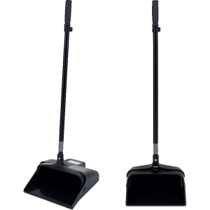 Recogedor Plástico con Mango de Metal Gorila en color negro de tipo industrial y diseño ergonómico de pie para limpieza comercial en Nicaragua.